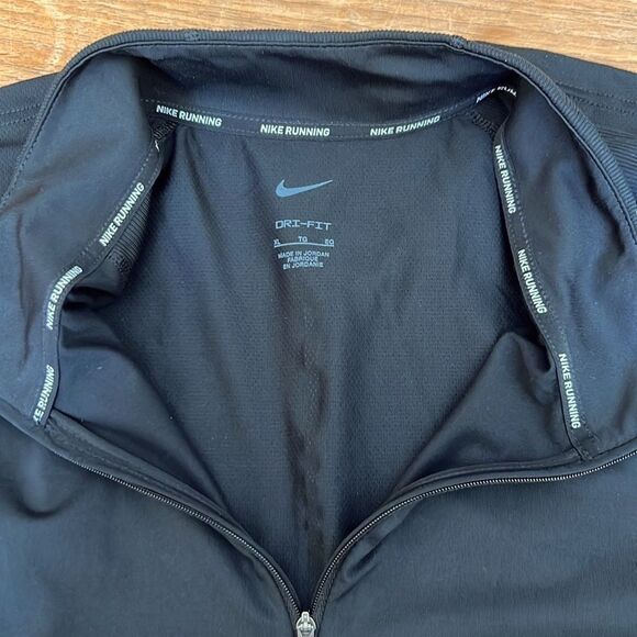 EUC Nike DriFIT 1/4 Zip Running Top XL - Picture 5 of 11
